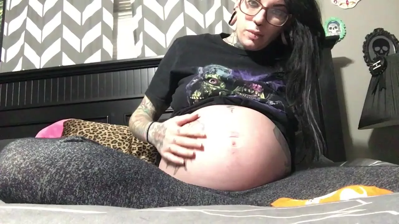 Tanksfeet pregnant vore huge full belly xxx premium porn videos