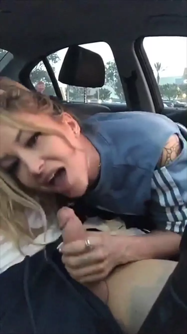 Austin Reign blowjob in car cum swallow snapchat premium porn videos