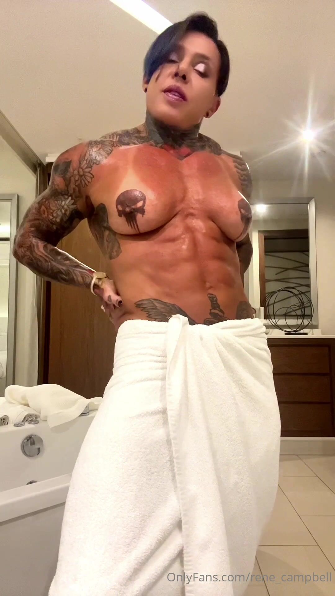 rene campbell nude bodybuilder 