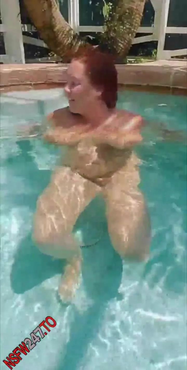 Annabelle Rogers swimming pool naked tease video snapchat premium porn  videos