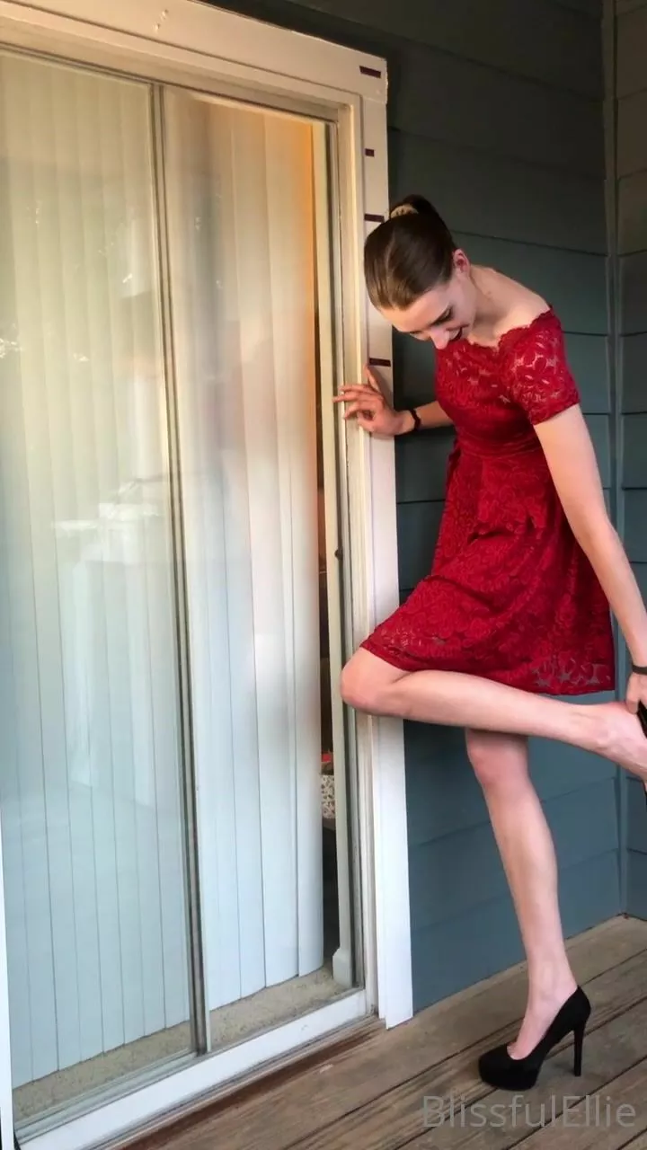 Blissfulellie height comparison in new dress heights marked xxx onlyfans  porn videos