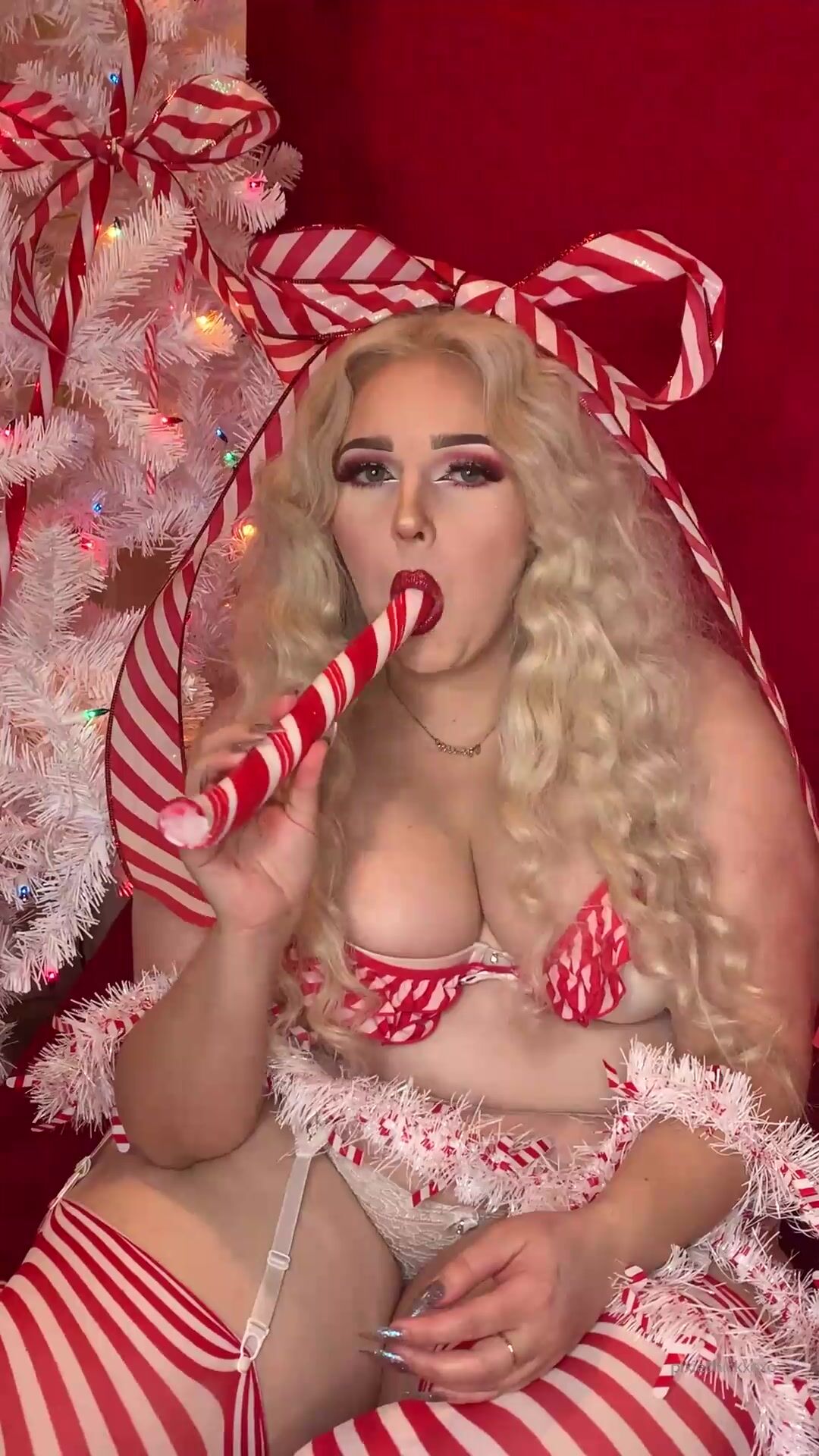 Pixiechickxoxo suckin_it xxx onlyfans porn videos