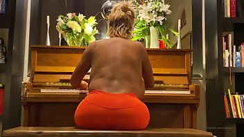 Allegra cole onlyfans
