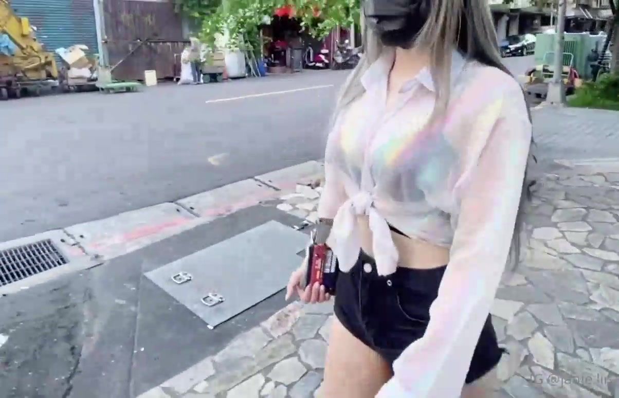 Janielin Morning time in Taiwan Just walk to somewhere for a meal xxx onlyfans  porn