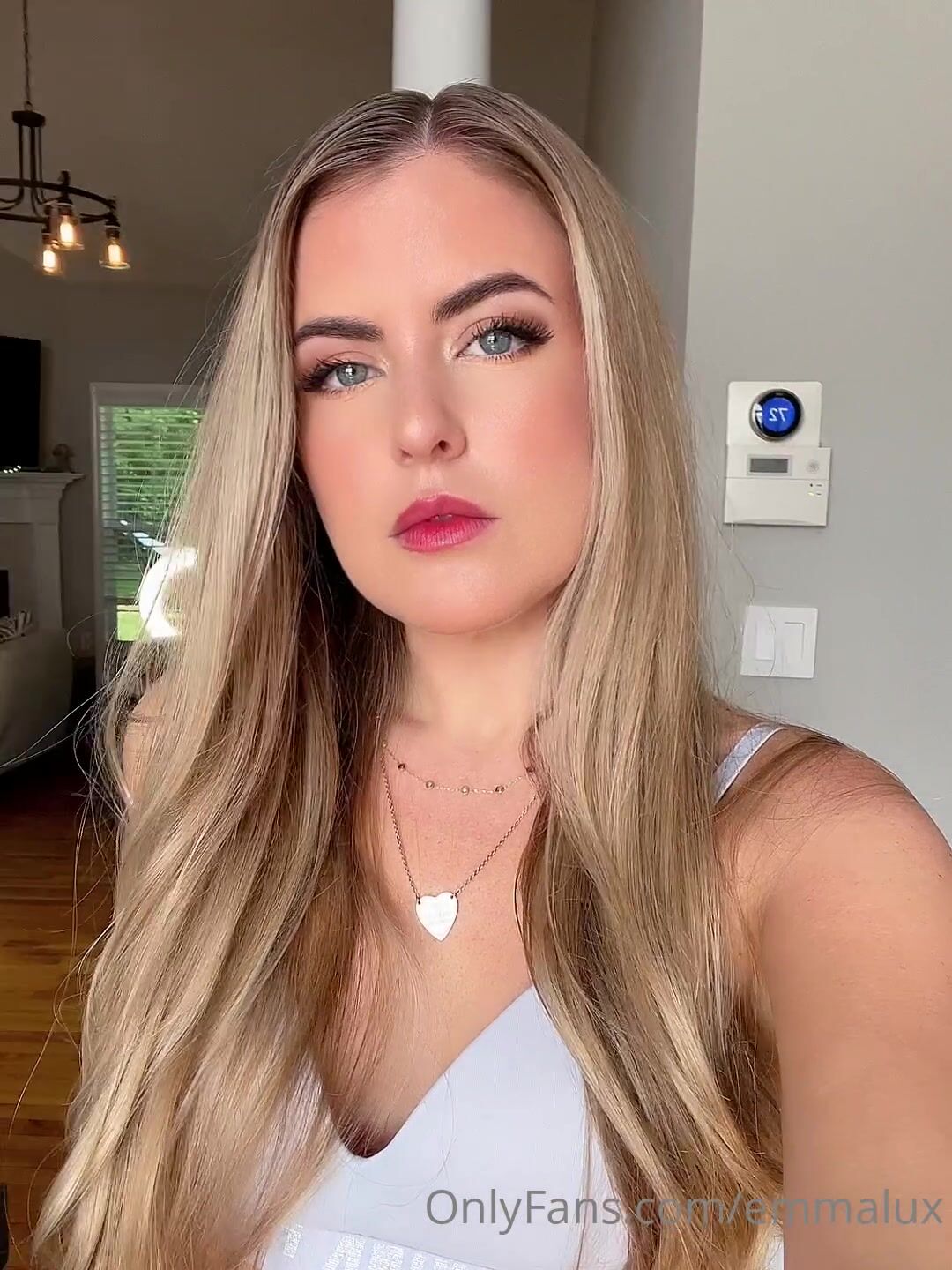 Emmalux Getting flipped off by me is your new fetish xxx onlyfans porn video
