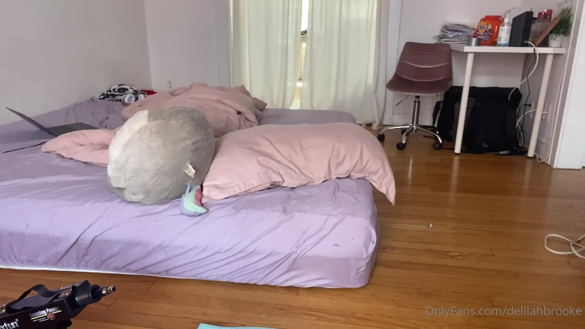 Delilahbrooke i got this toy in the other day and i could not wait to try it out hence the lack luster xxx onlyfans porn video picture