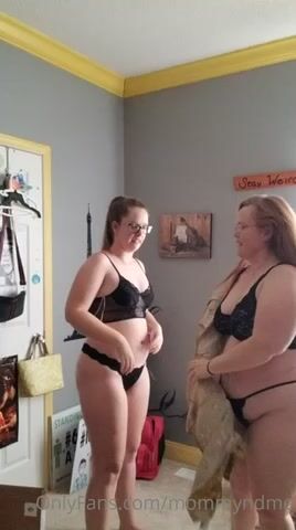 Mommyndme - Mother Daughter Undressing