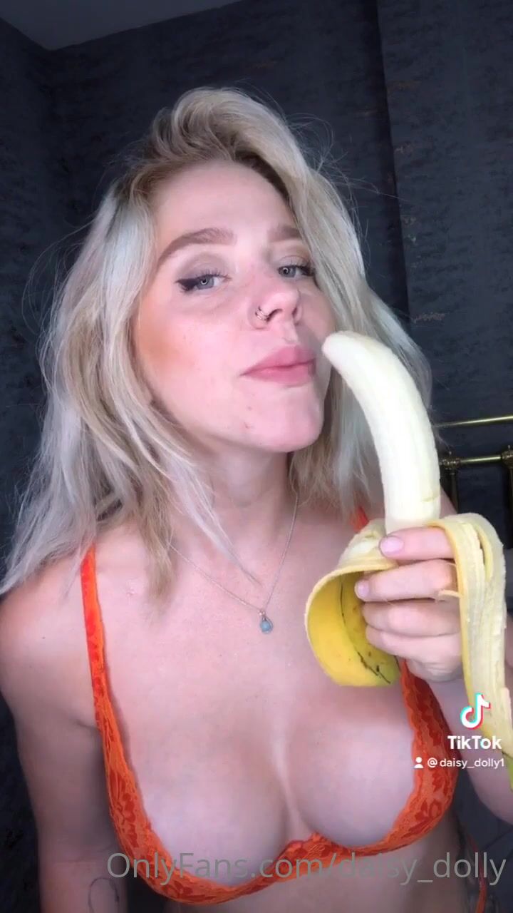 Daisy dolly banana xxx onlyfans porn videos
