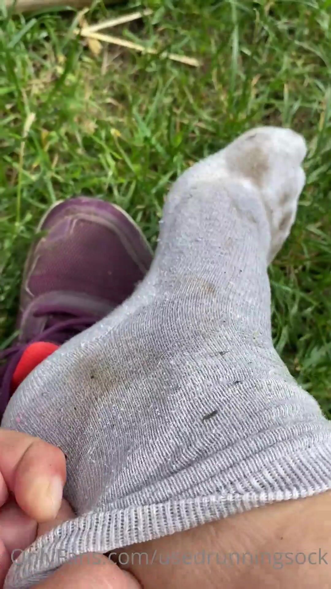 Usedrunningsock muddy again today my feet got dirty... xxx onlyfans porn  videos