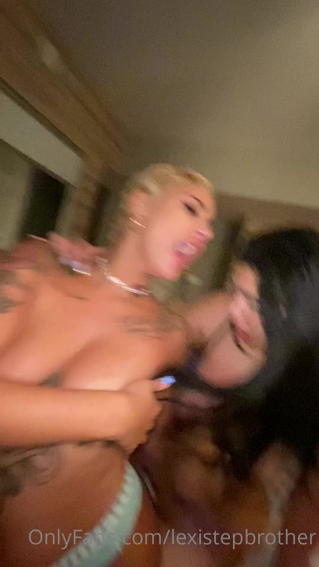 Ilovetinder @angelbaby1998 pussy wasnt enough, needed some more xxx onlyfans  porn videos