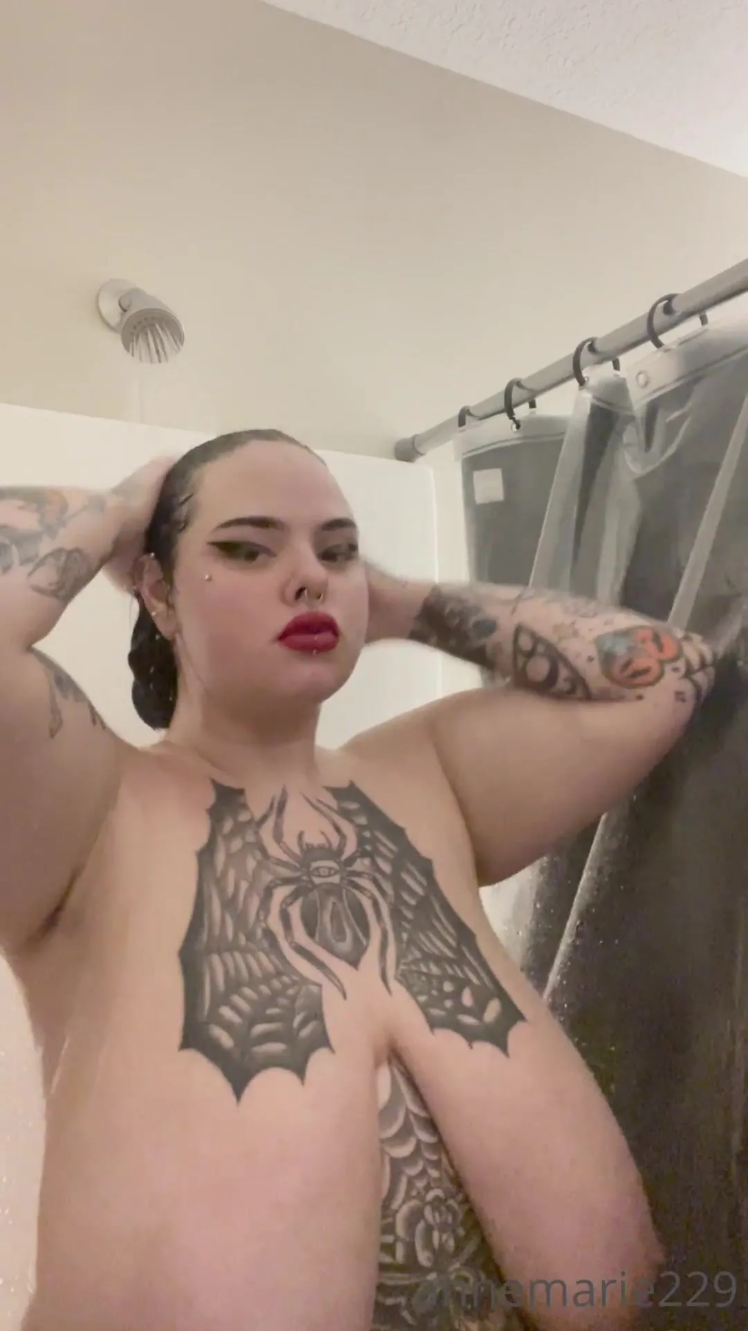 Amarie229 who wants to wash my back for me xxx onlyfans porn videos