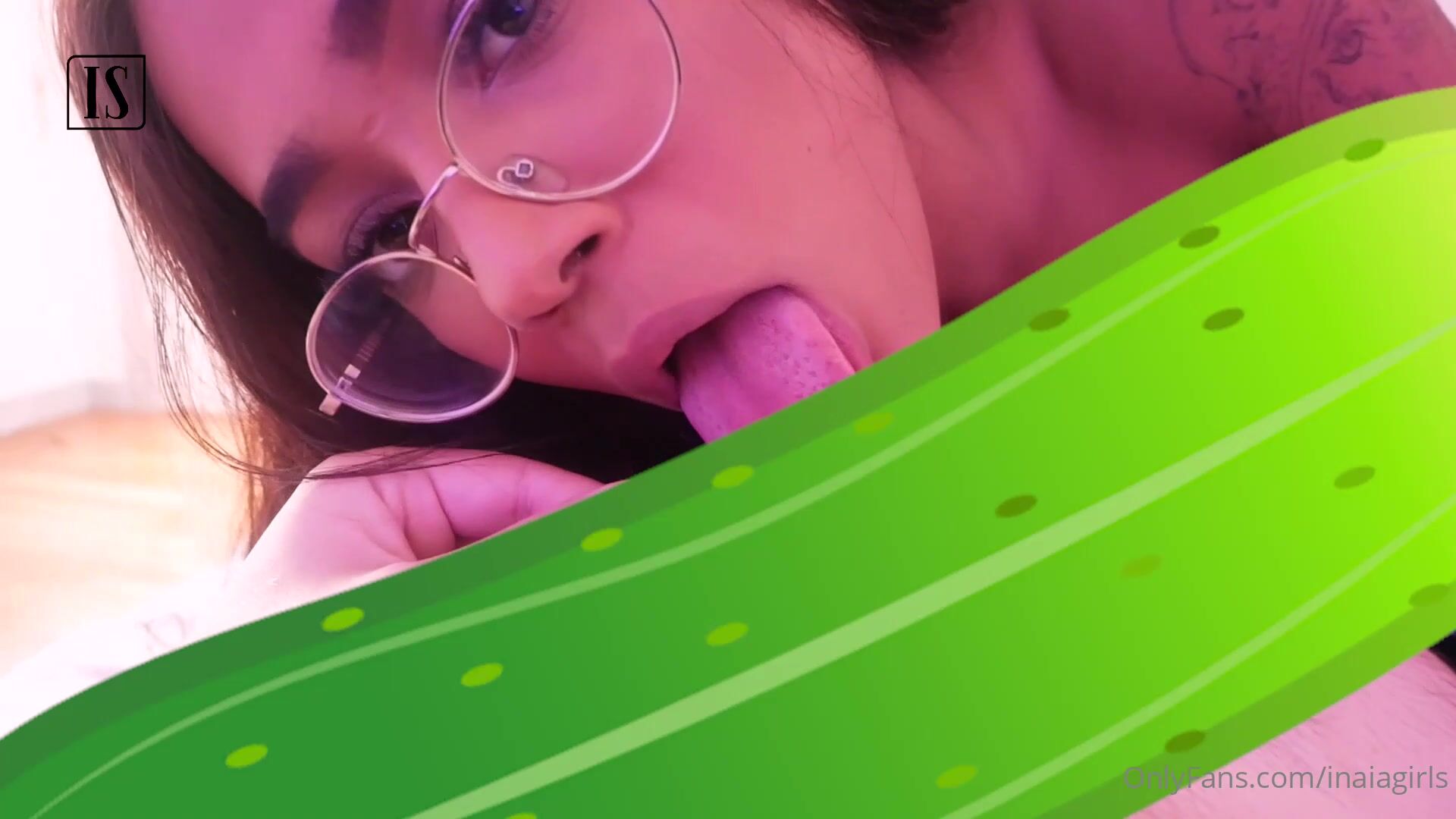 ...donde juega con un chupa chup y lo que n xxx onlyfans porn videos: 0:25 CAMBRO...
