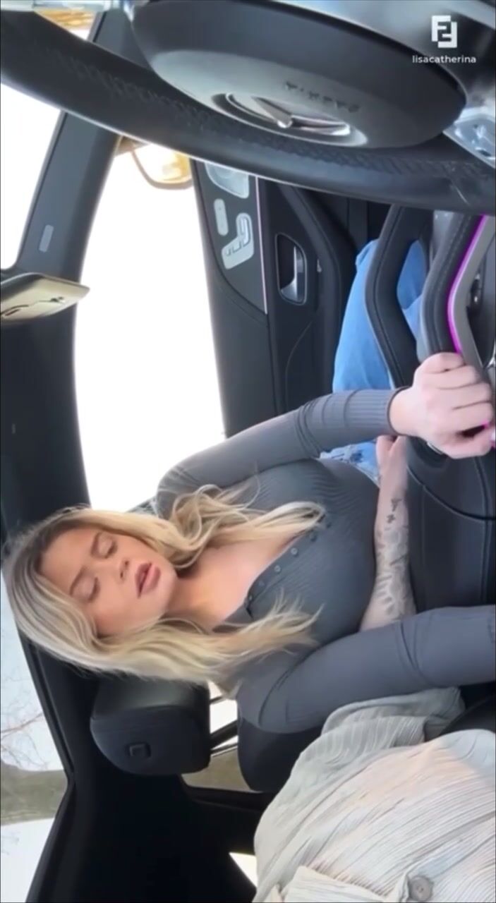 Lisa ter Horst - Blowjob in auto