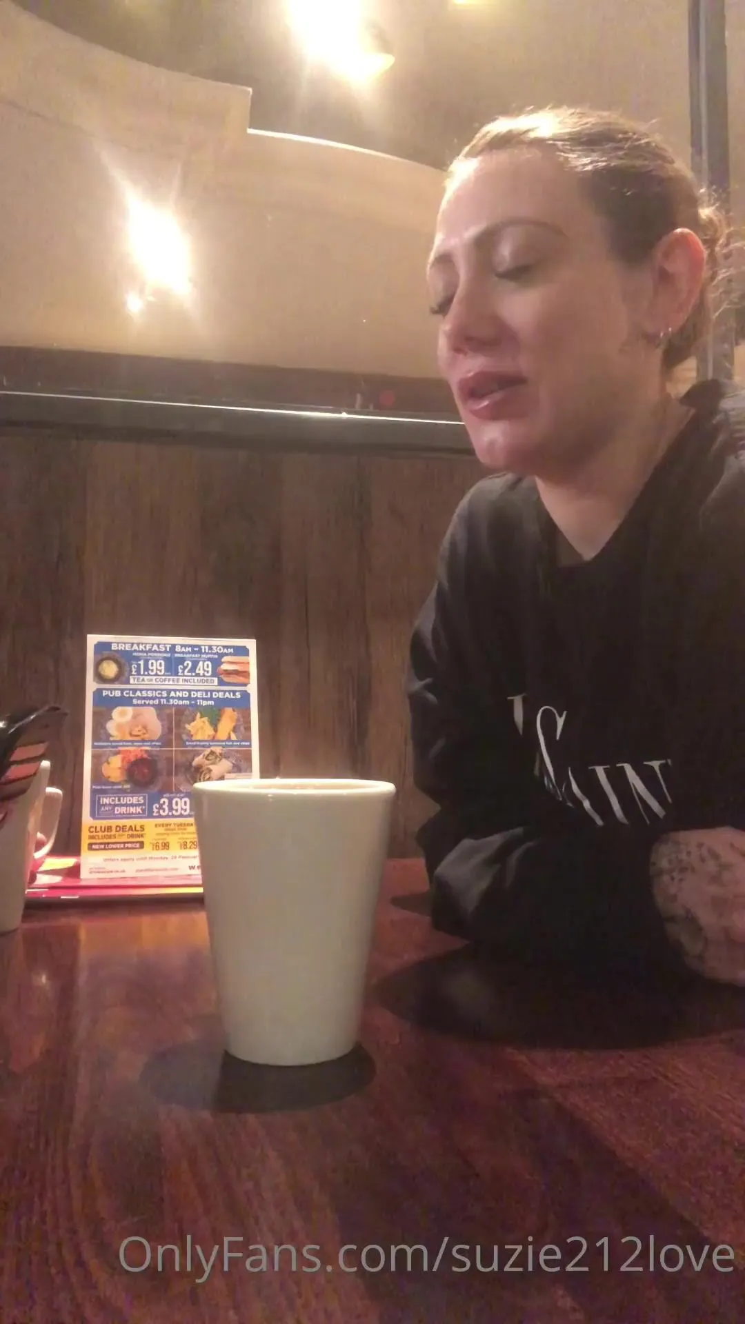 Suzie212love friend uses remote control vibe public that was fun xxx  onlyfans porn videos
