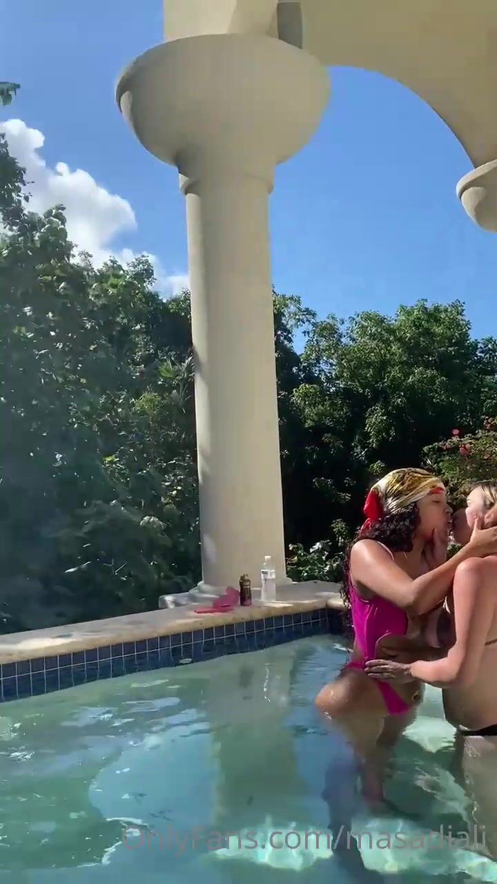Arabiandrip love kissing my gf @brownsuga_marie xxx onlyfans porn videos