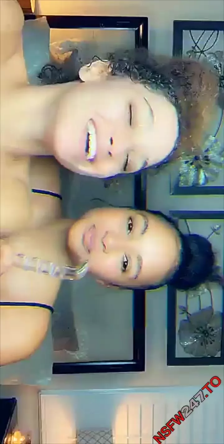 Taz angels kissing