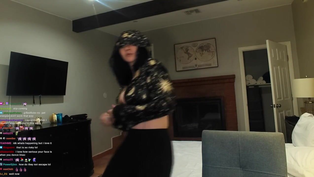 JustaMinx Nipple Slip Dancing Twitch Porn Videos