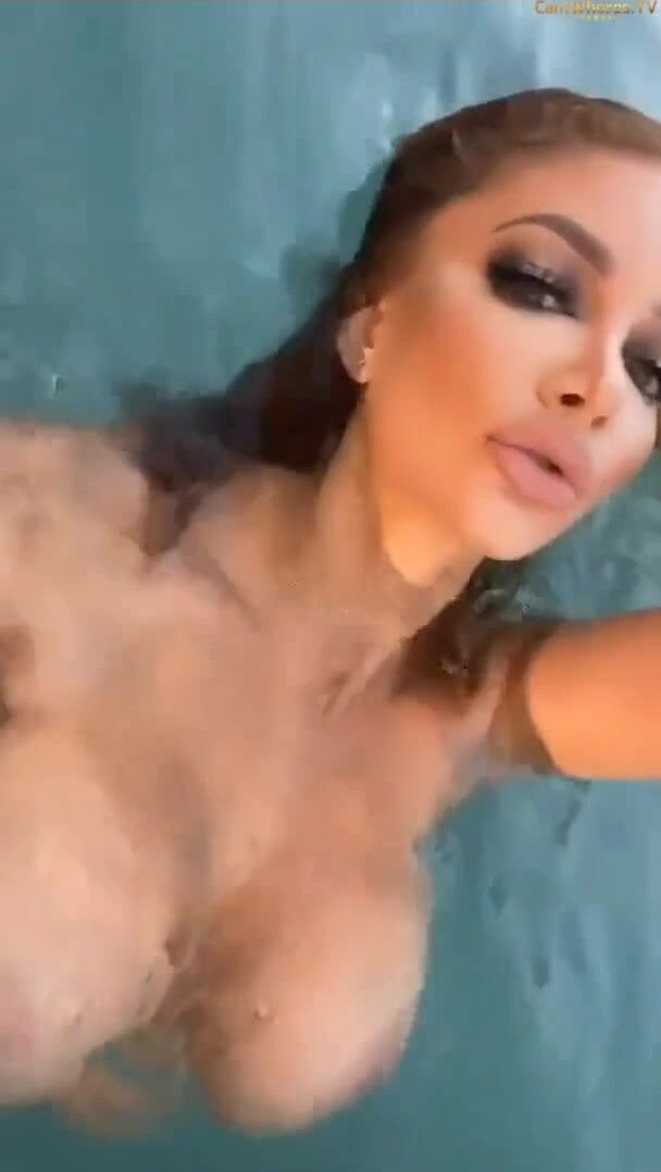 Nicolette Shae Tits out in the pool
