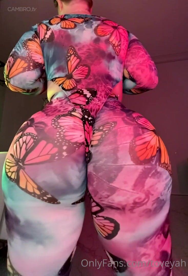 Toveyah - huge big booty pawg leggings twerking 4k cambro porn