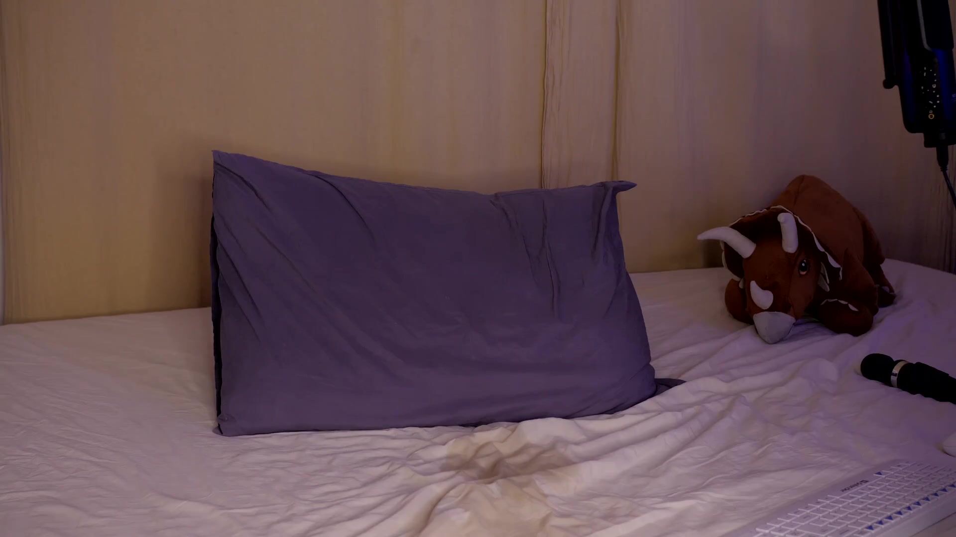 Meadowthayer Chaturbate cam porn video