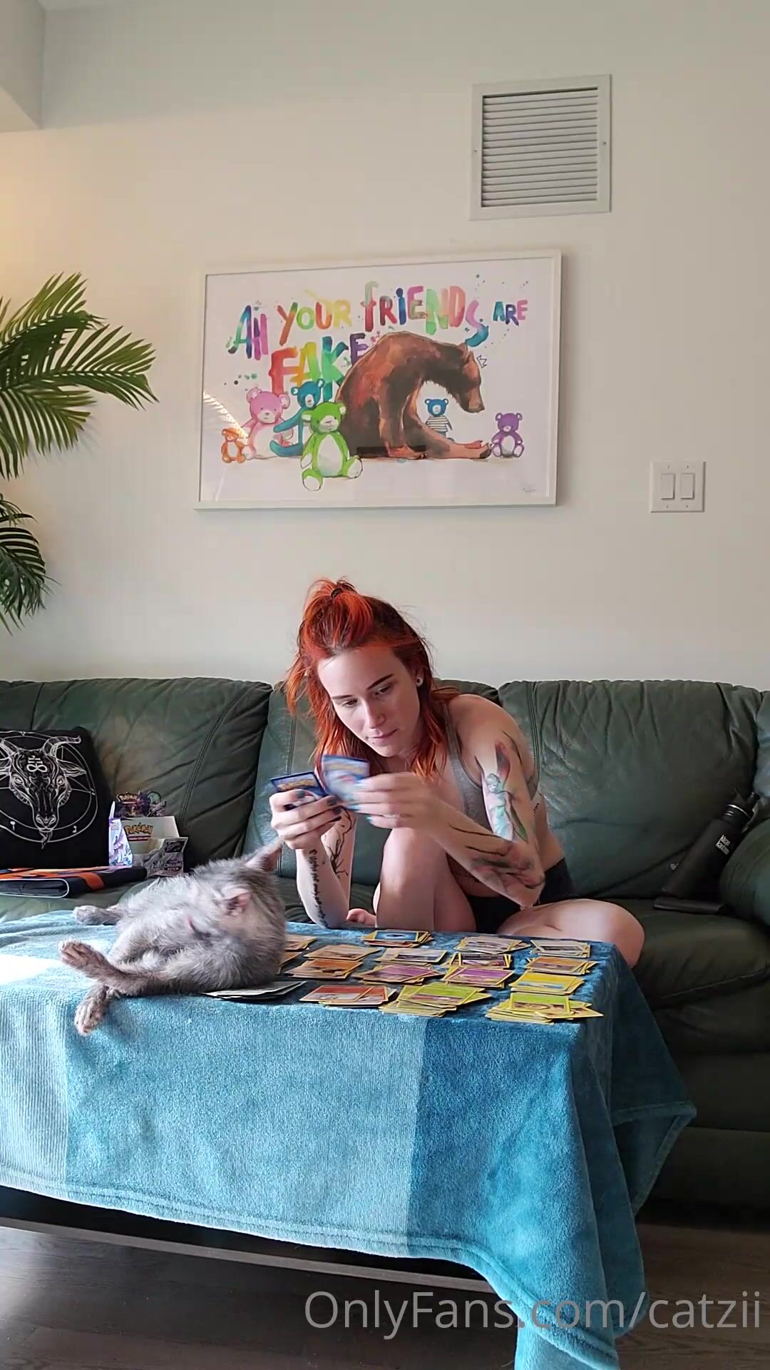Catziilla i haven t had a candid video of me just existing lately so here is