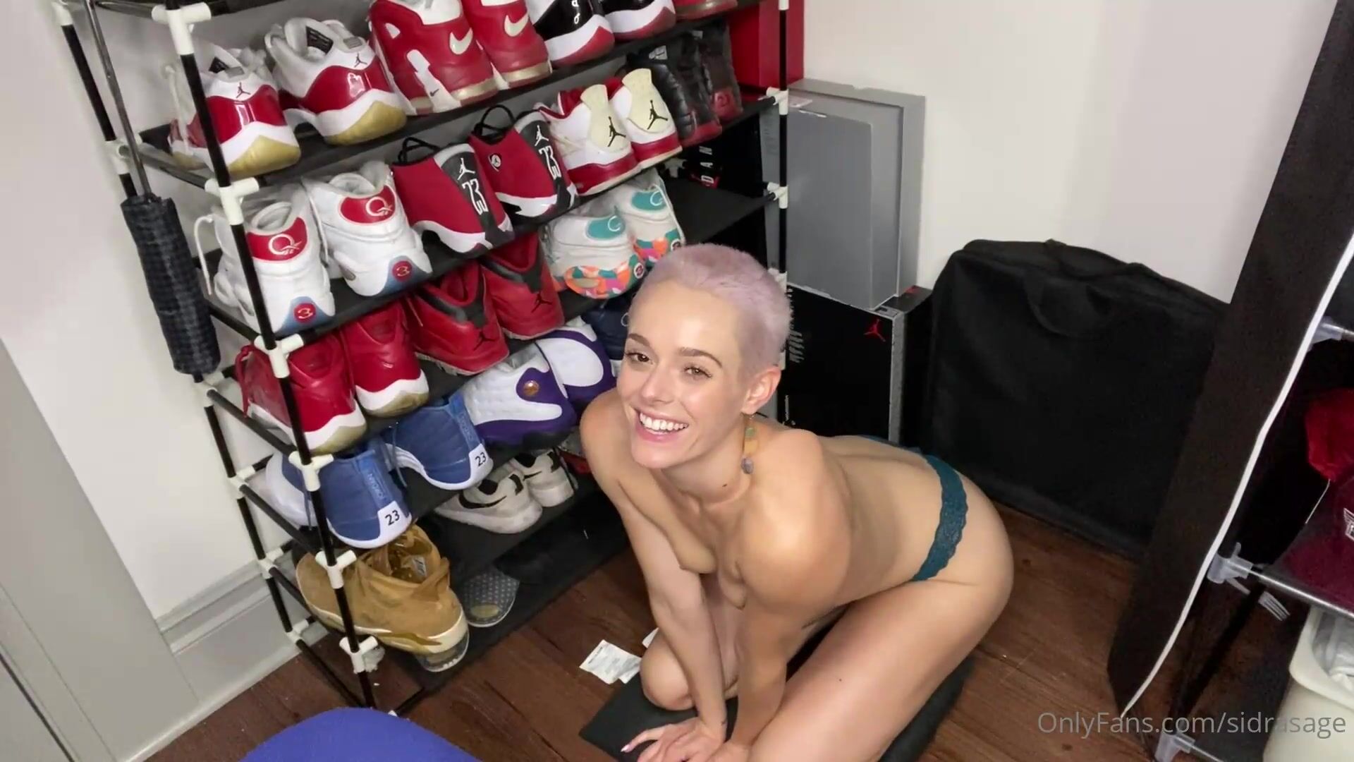 Sidrasage Ive been slacking on my posts yall and I apologize Fr xxx  onlyfans