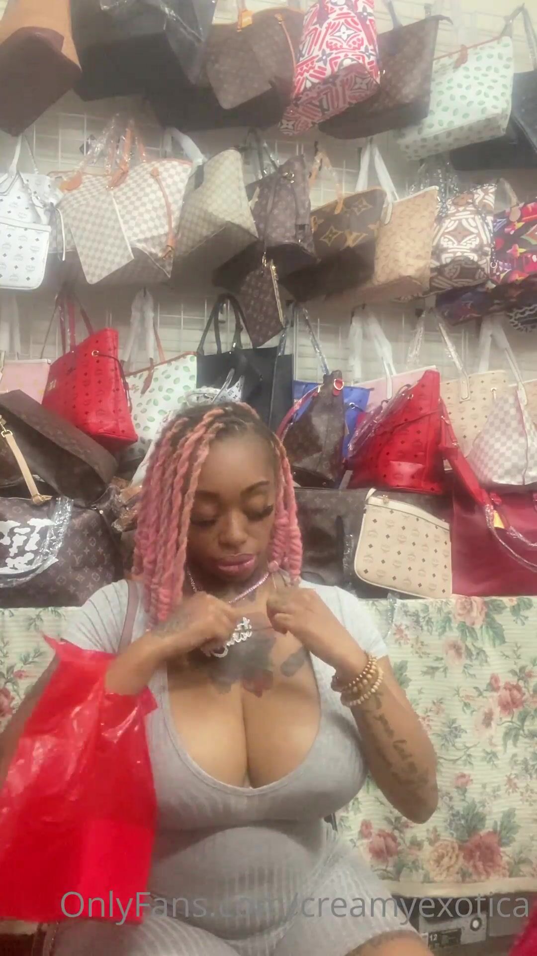 Creamyexotica store owner vs creamy xxx onlyfans porn videos