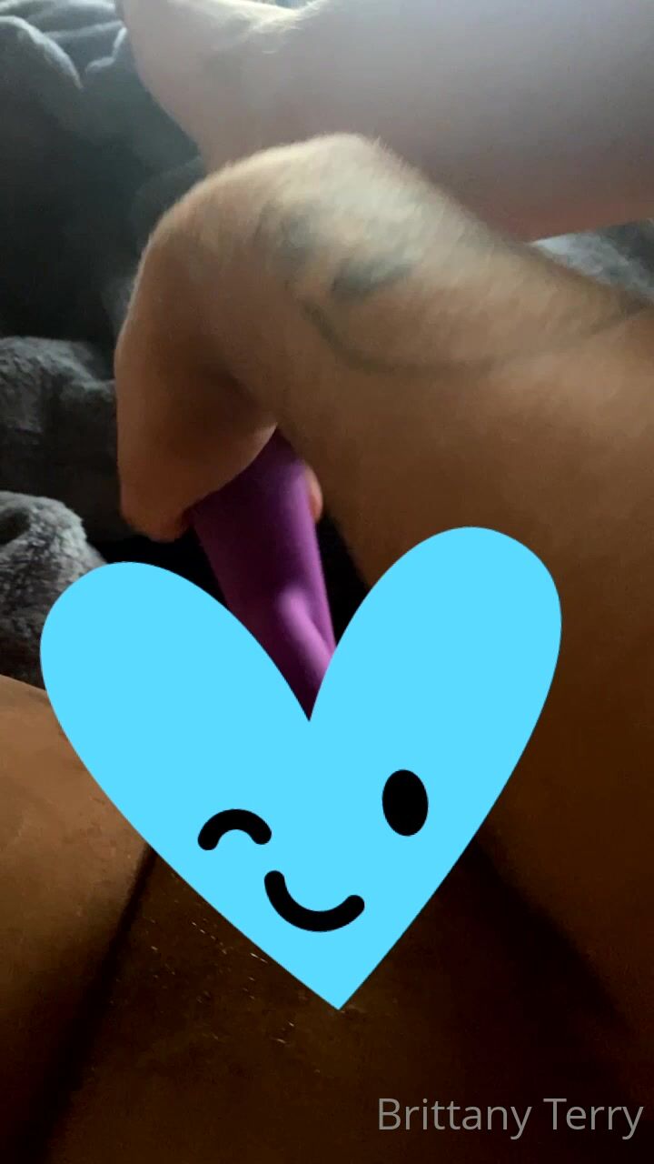 Btxoxox a quick boomerang of me jamming this new toy in to remove the heart  all