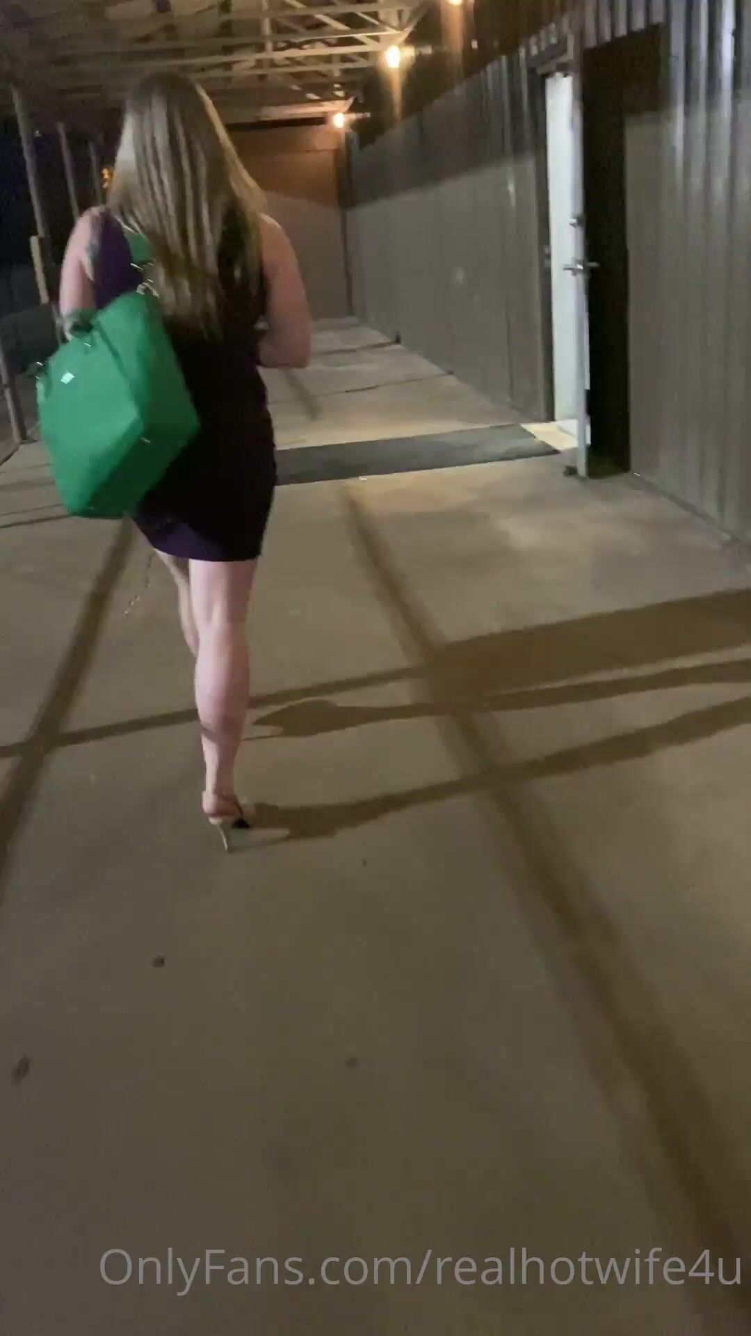 scared wife first gloryhole