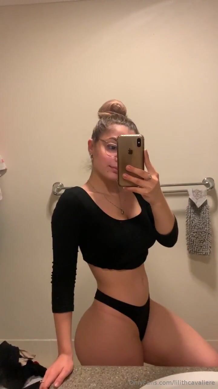 Lilithcavali onlyfans xxx porn videos