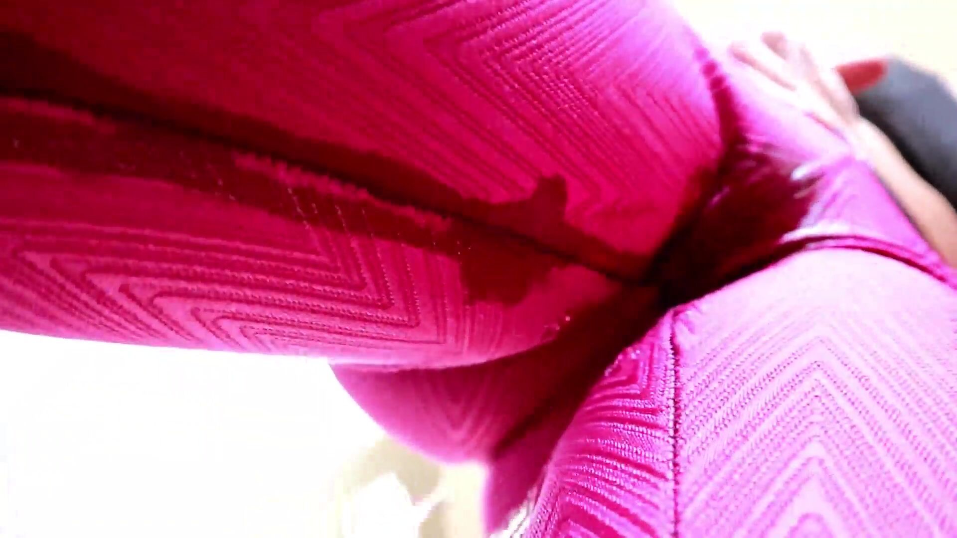 Insatiablebabe i pee in my pants xxx video