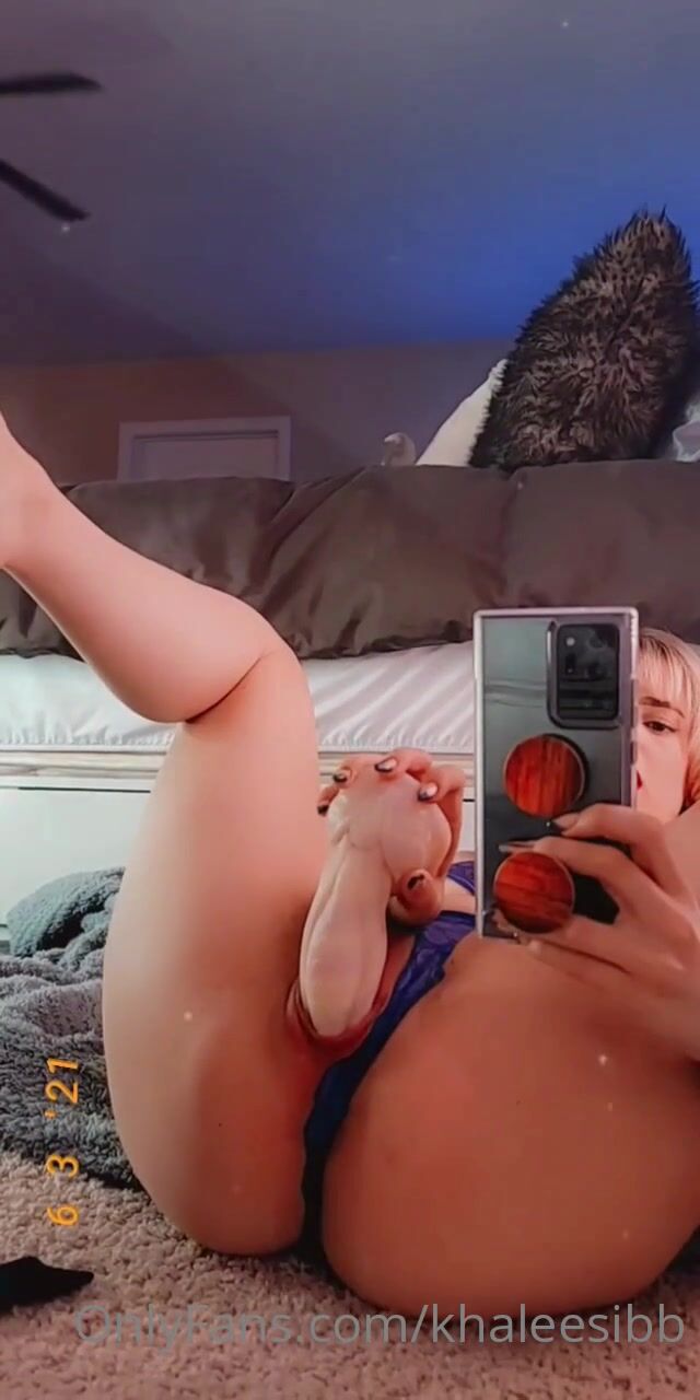 Khaleesibb nude dildo machine fucking porn video leaked